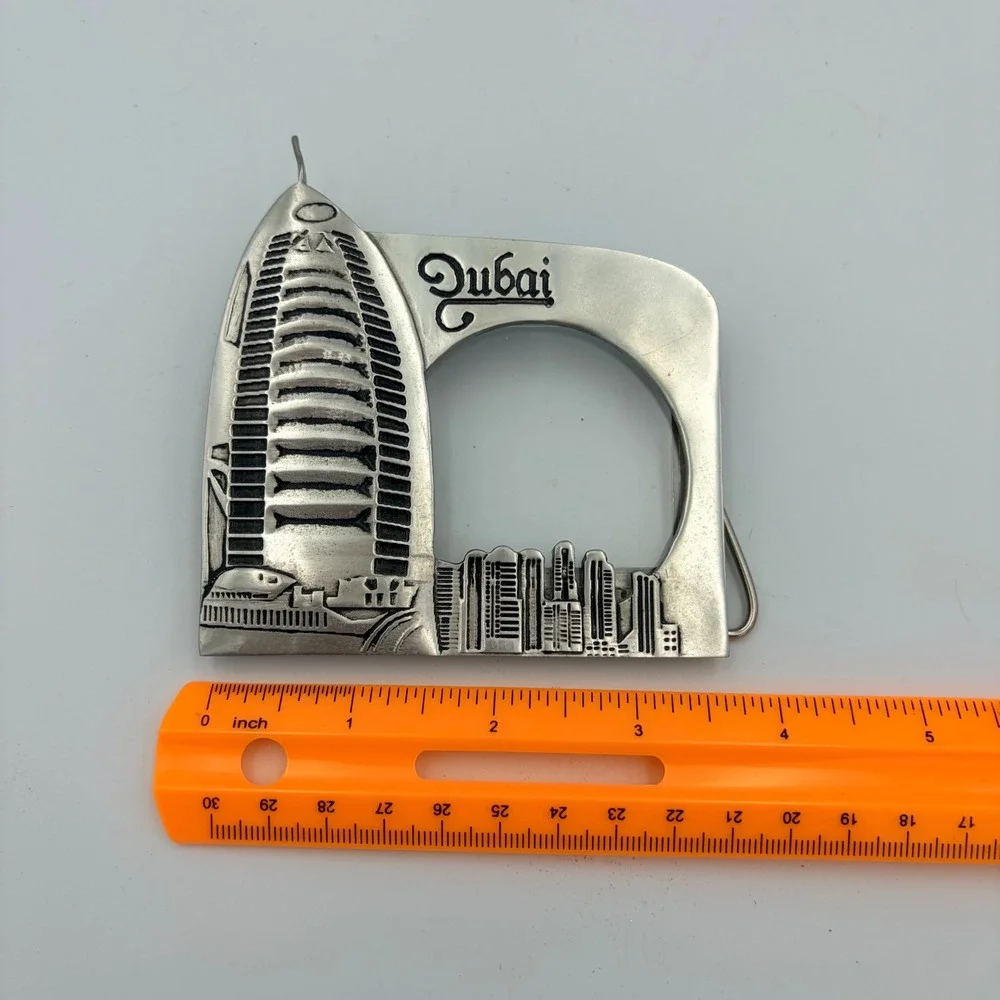 Dubai‎ Souvenir Metal Building Skyline Photo Frame Desk Display